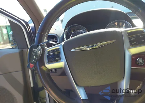 2012 Chrysler Town & Country Touring-L from USA, damaged, VIN 2C4RC1CG1CR229598